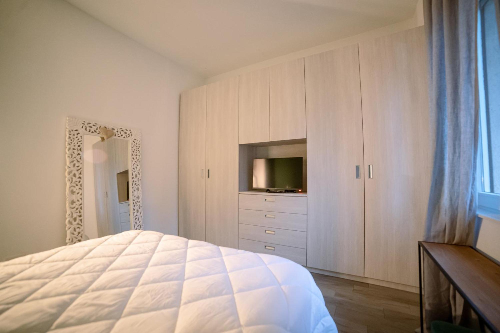 Giove Apartment - Nuova Apertura Bérgamo Exterior foto